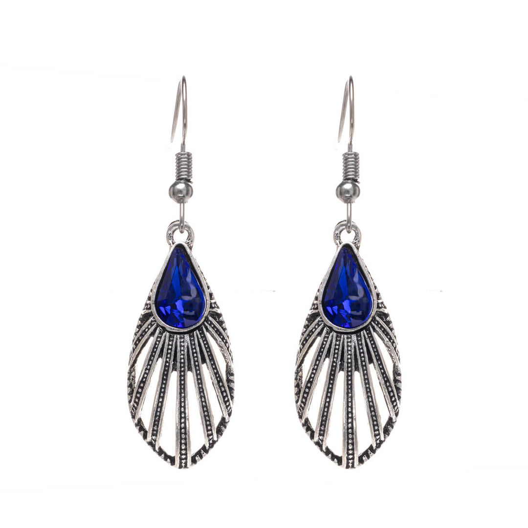 Hanging metal drop earrings