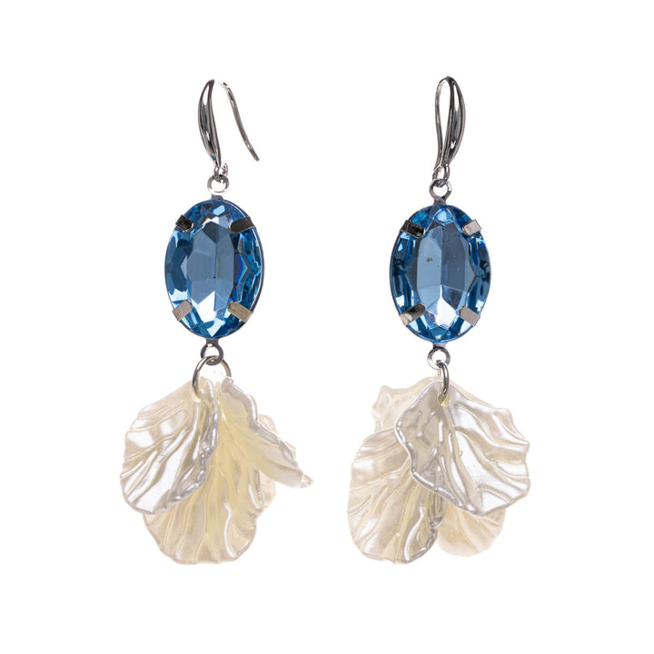 Hanging bead leaf earrings with oval stone