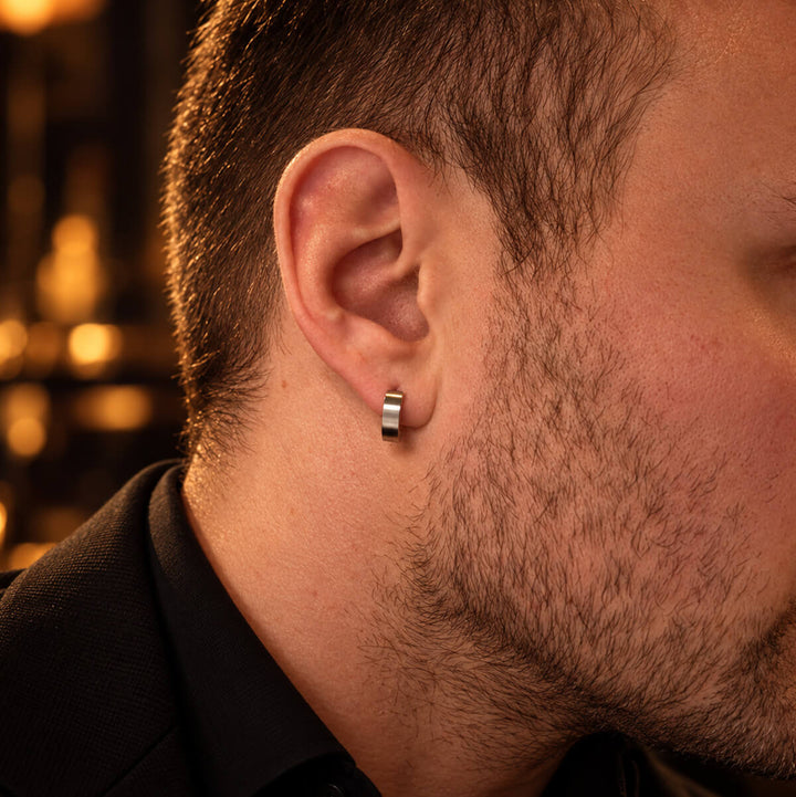 Tasaiset harjatut teräs korvarenkaat 4mm (Teräs 316L)