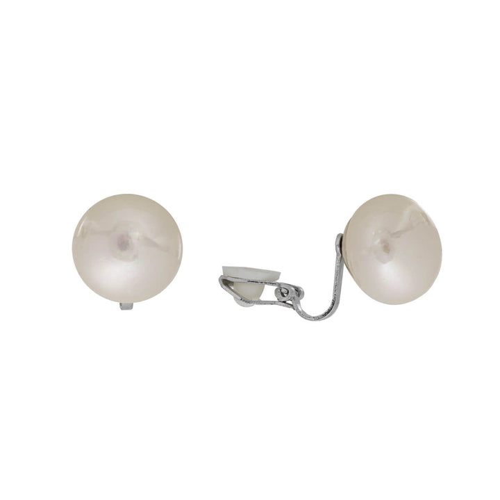 Pearl clip earrings 15mm