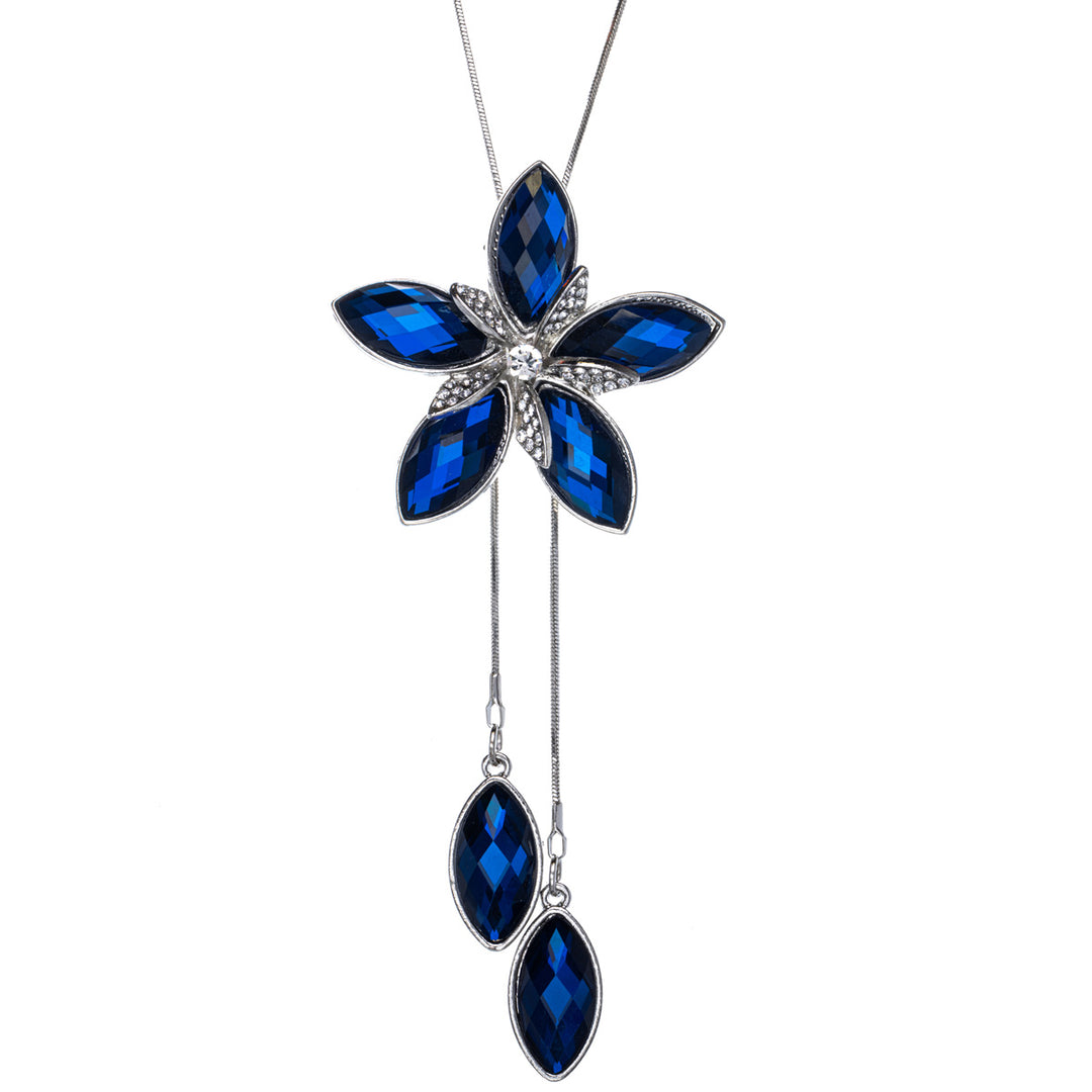 Long festive necklace glittering flower