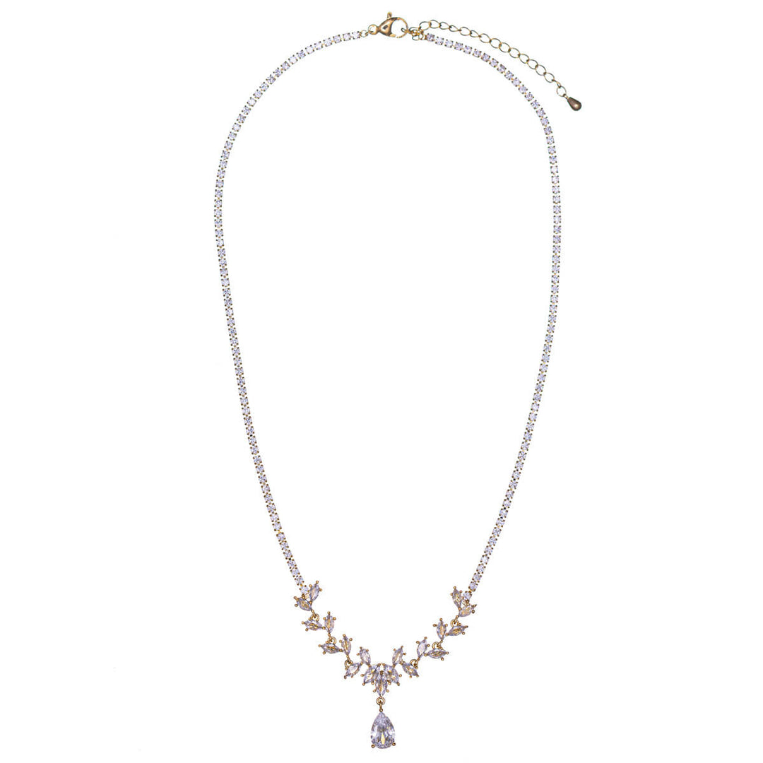 Vine-like zirconia necklace