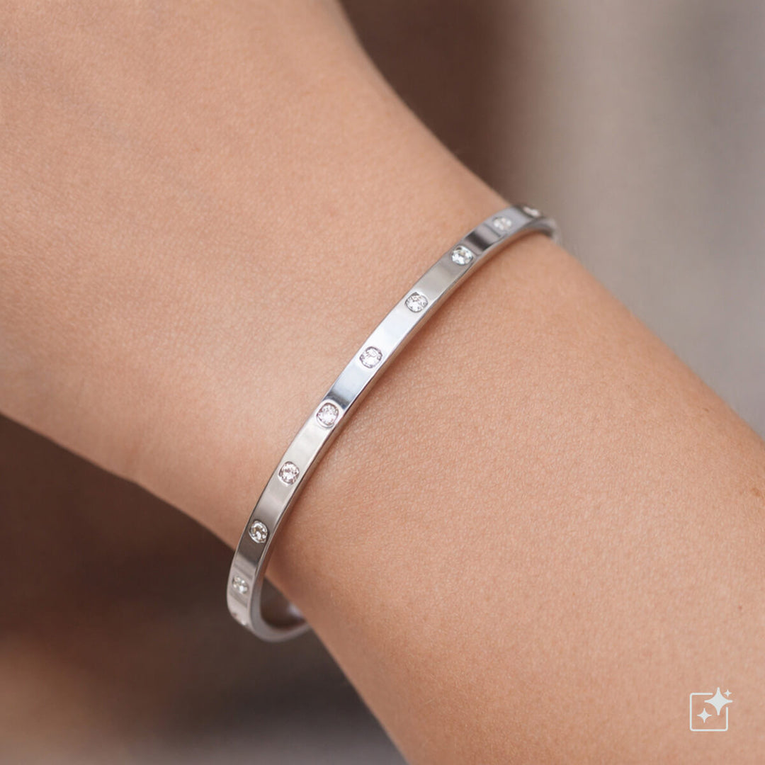 Narrow zirconia four-leaf clover bangle with a hinge (316L stainless steel)