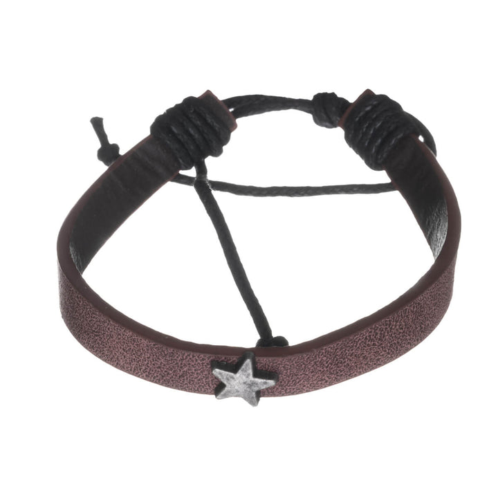 Adjustable bracelet with star charm