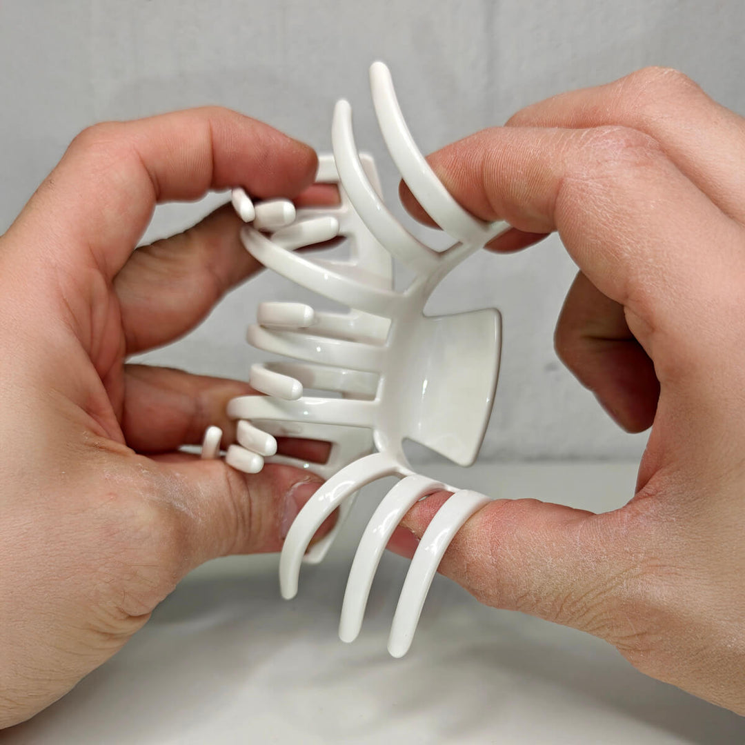 Flexible hair clip, plastic shark tooth, 10 cm