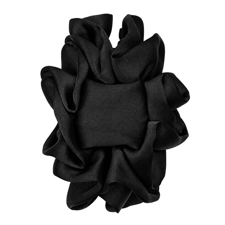 Fabric-covered shark tooth—plenty of fabric