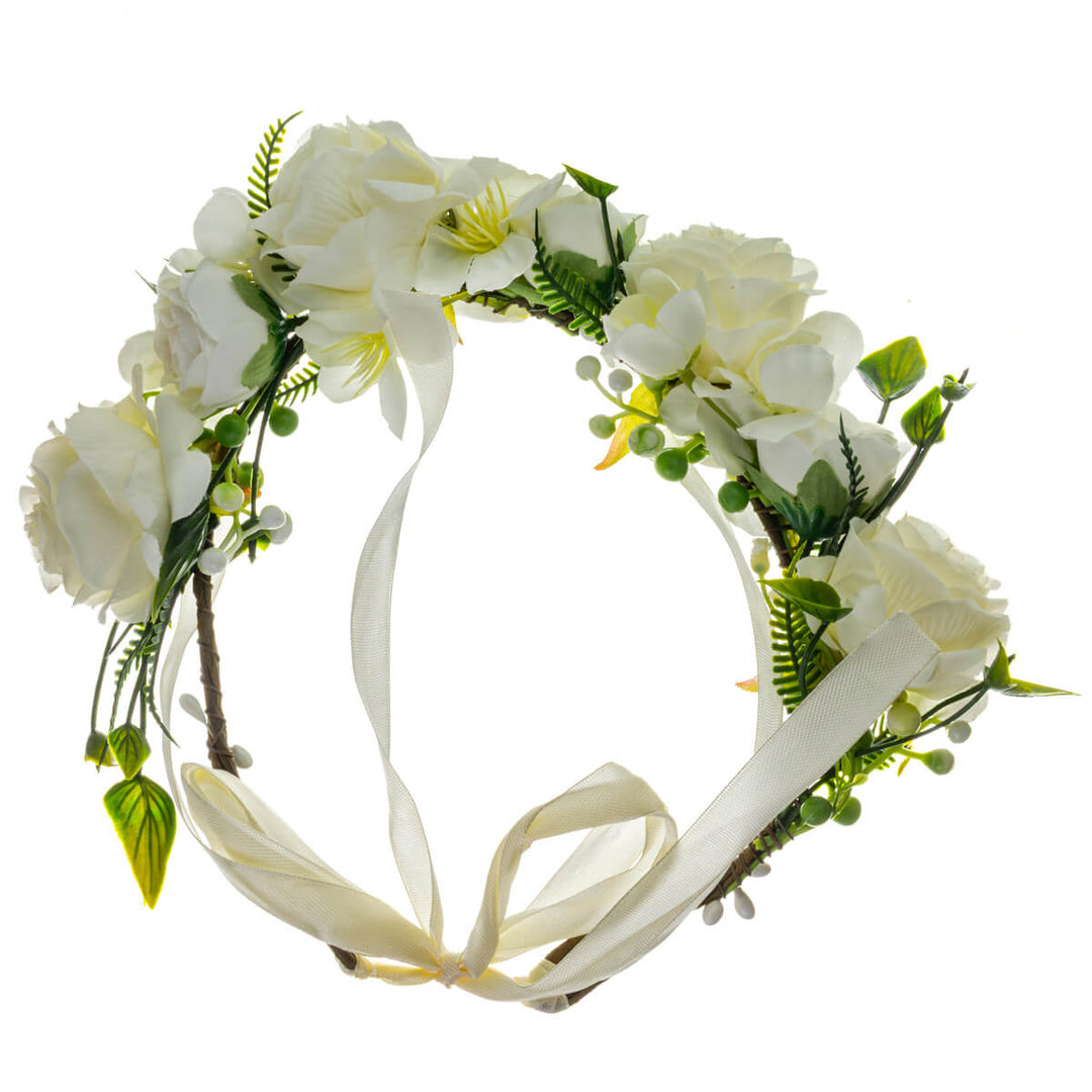 White floral wreath with roses