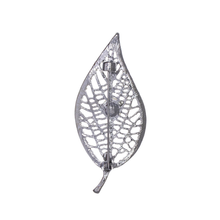 Glittering leaf brooch with pearl