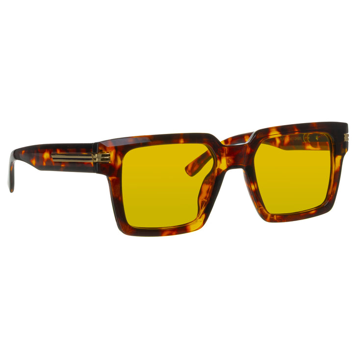Square-shaped polarized sunglasses – a timeless, bold design