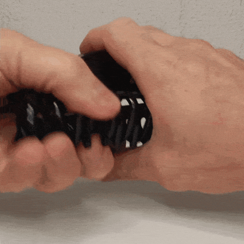 Large hair clip, flexible plastic shark tooth, 12 cm