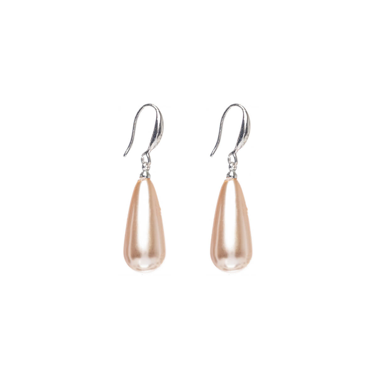 Hanging pearl drop of earrings