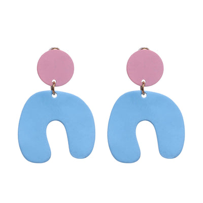Two-tone hanging earrings arch