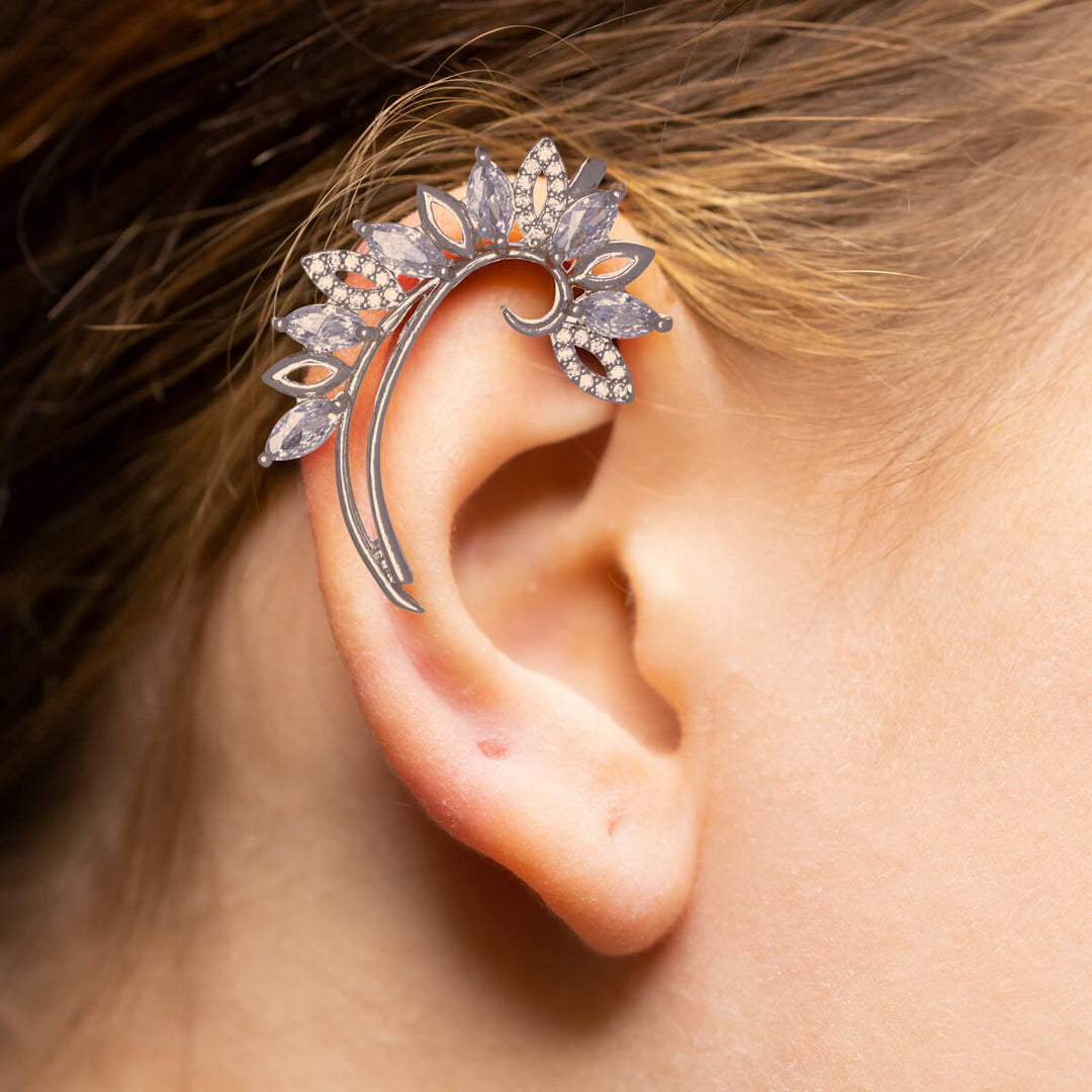 Zirkonia statement rustokoru ear cuff 1kpl