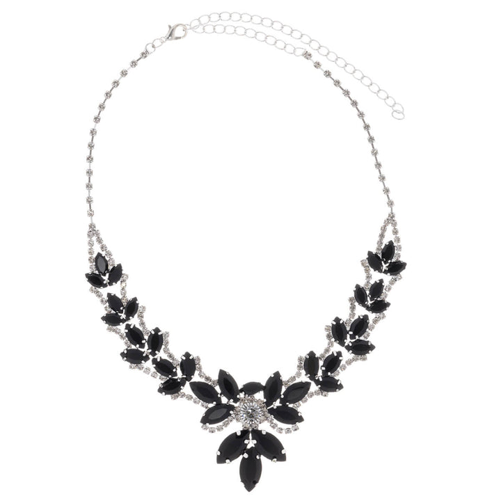 Glass stone festive necklace