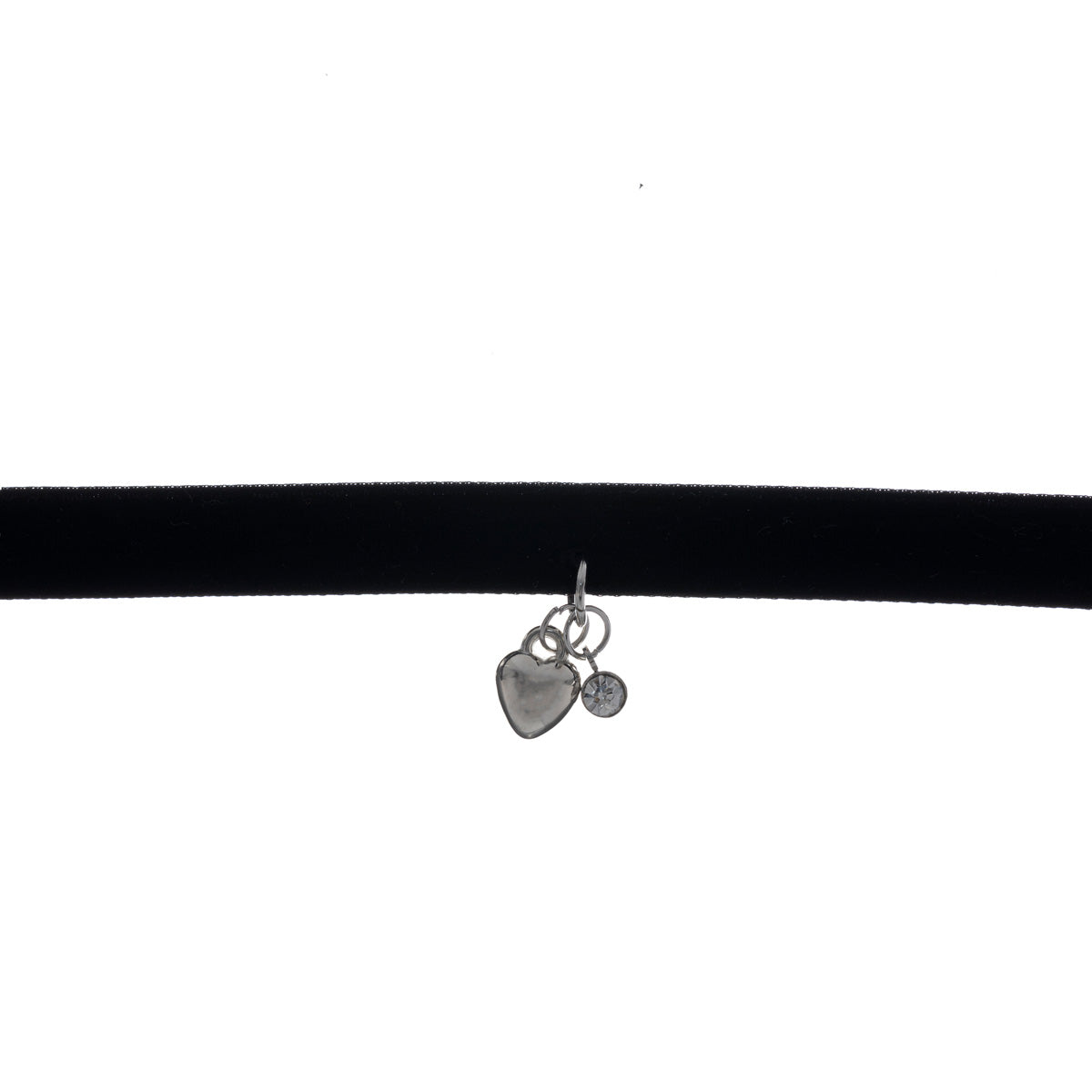 Choker necklace with heart pendant