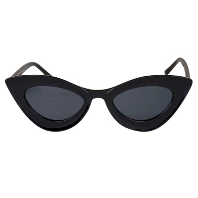 Thick -framed cat -like sunglasses