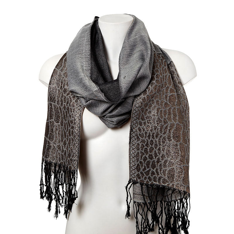 Patterned scarf